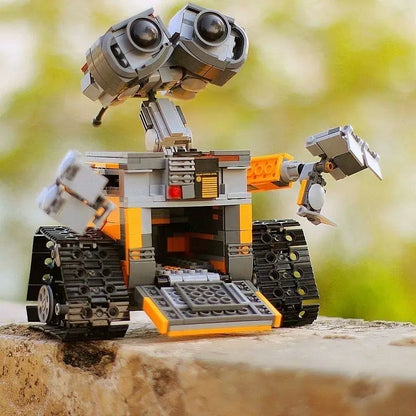 Wall-E Robo (687 pcs)